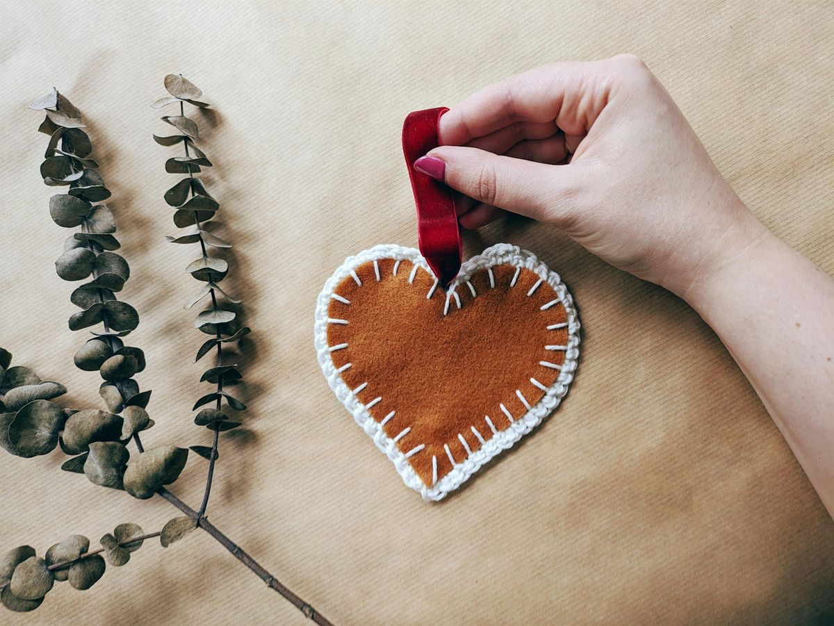 Christmas Decoration Workshop