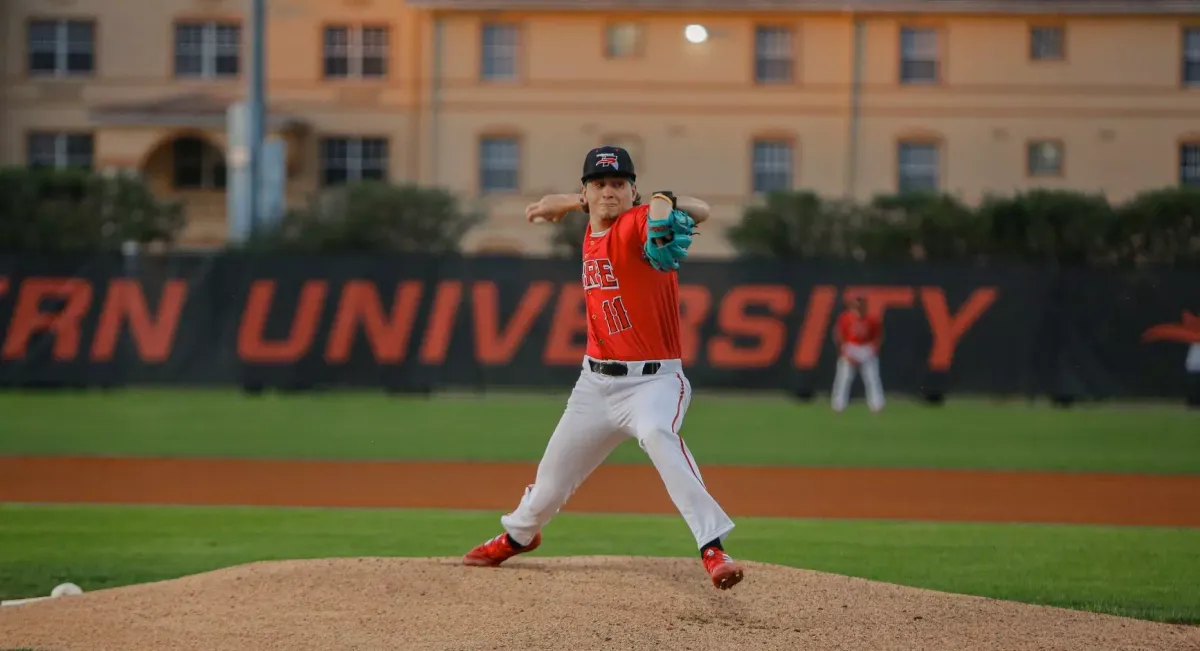 Florida State Seminoles at Florida Gators Baseball