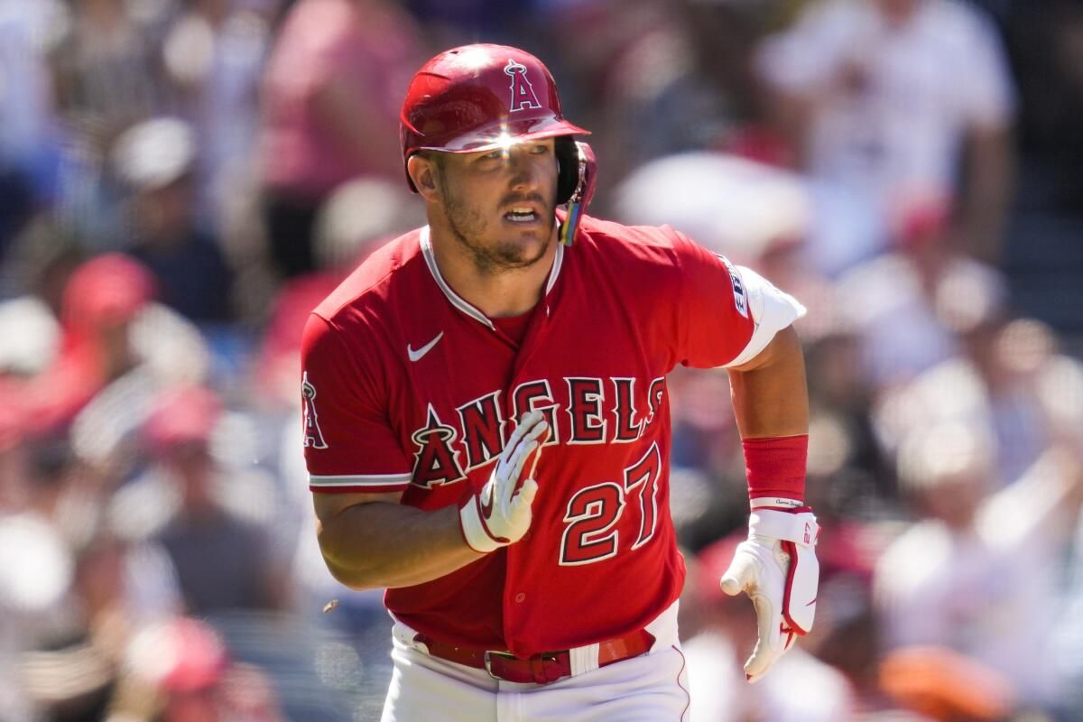 Chicago White Sox at Los Angeles Angels at Angel Stadium