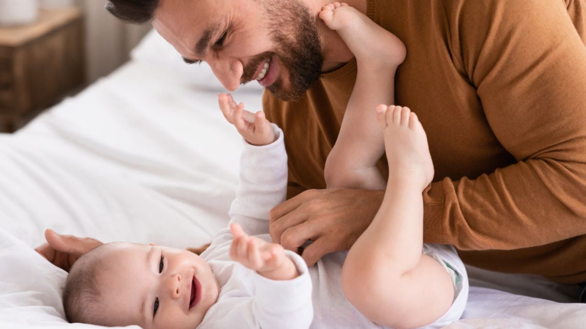 Baby Massage Techniques for Dads