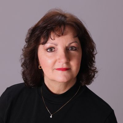 Dee A Young, NEW DAY Realty Training