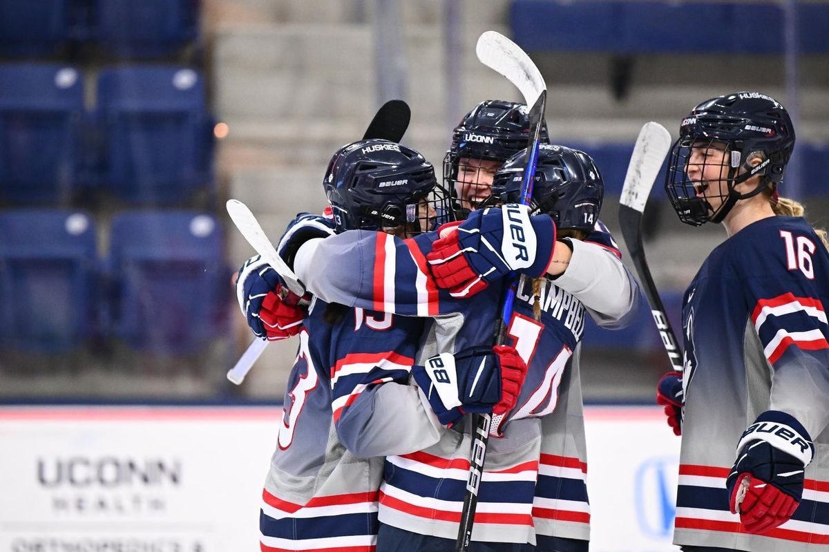 Boston University Terriers Women's Hockey vs. UConn Huskies