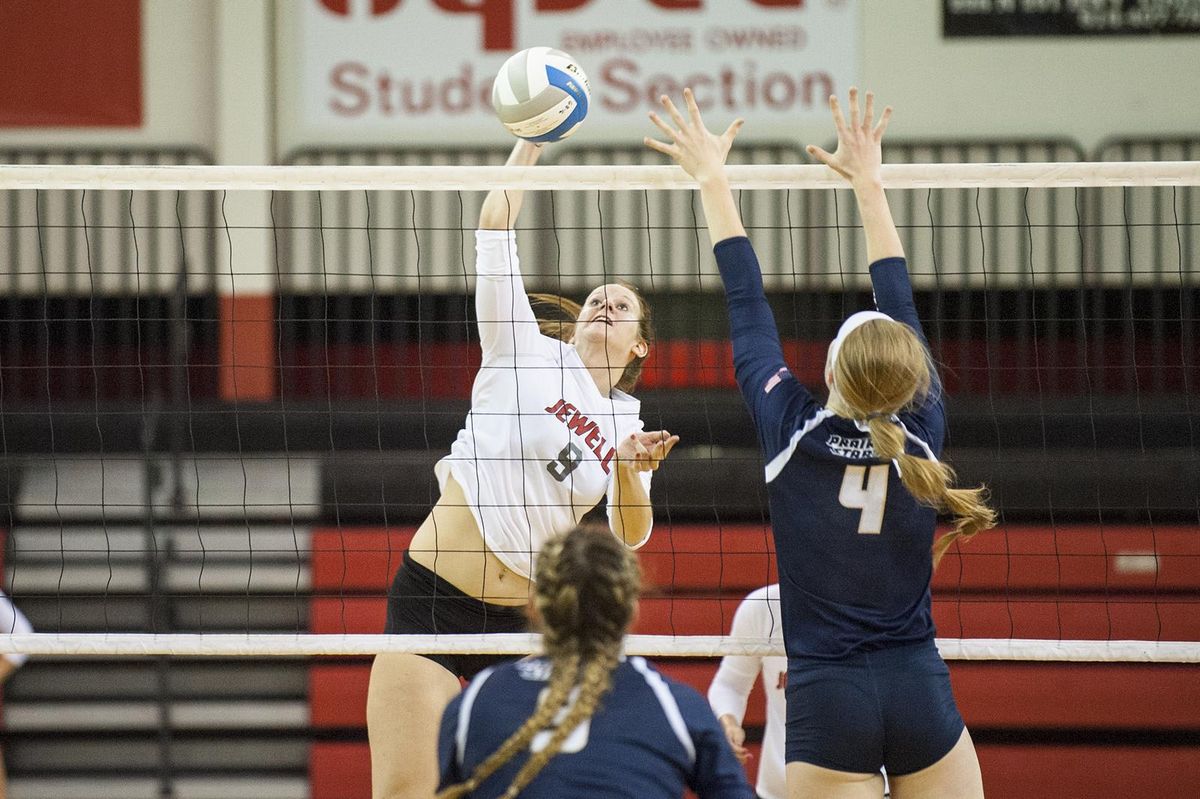 William Jewell College Cardinals Women's Volleyball vs. Quincy Hawks