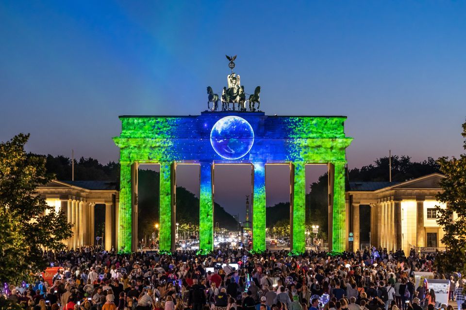 Berlin Festival of Lights: Bus & Boat