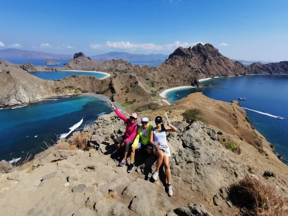 Flores Kelimutu & Komodo National Parks: Spirit of Adventure