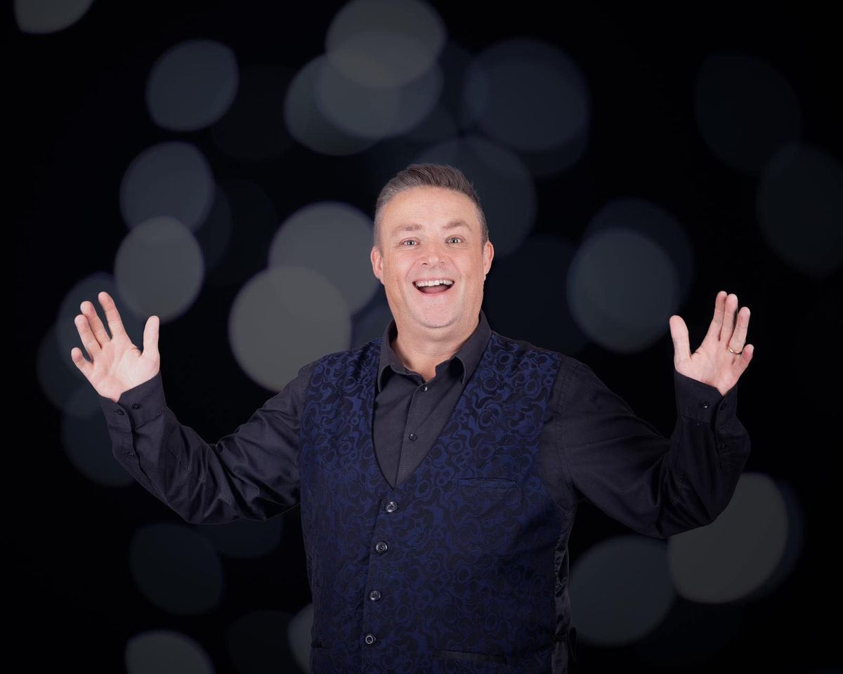 3 Course Lunch & Cabaret Show with Martin Gregory Lambert