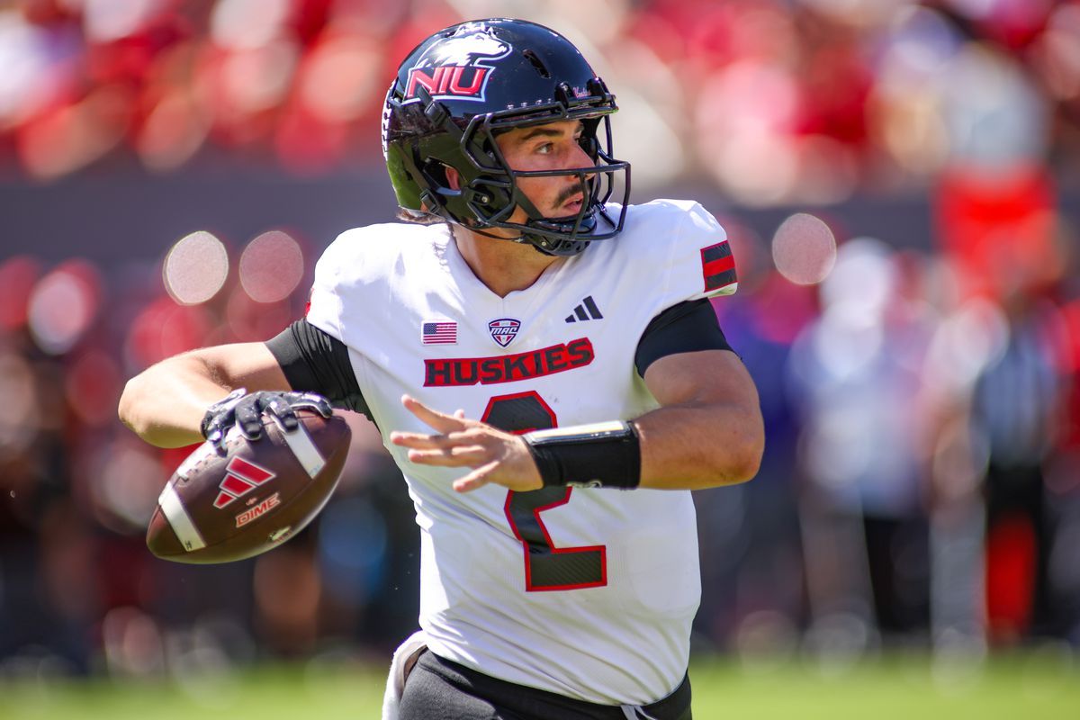 Northern Illinois Huskies at UMass Minutemen Football