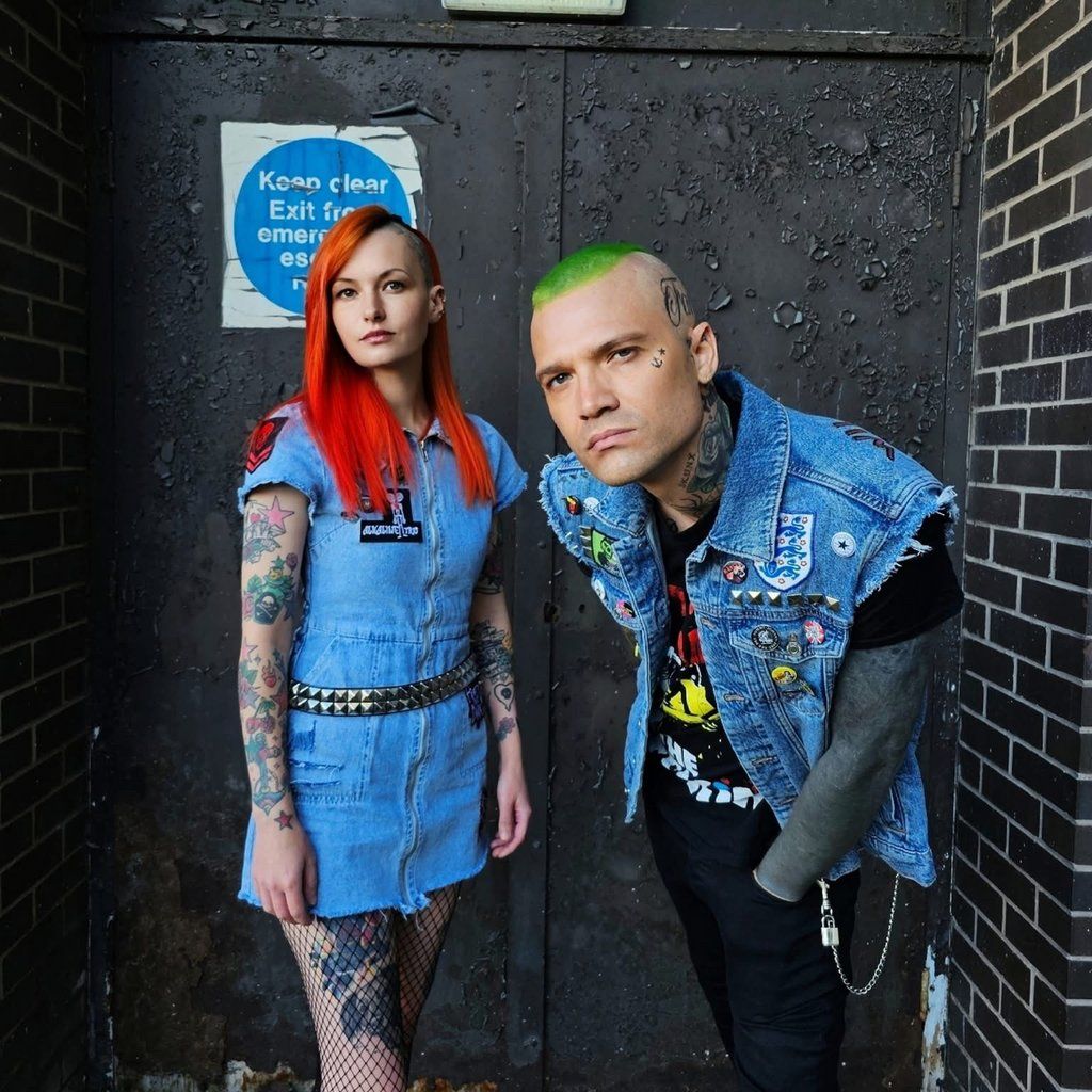 Radio Romantic - Live at Service Station