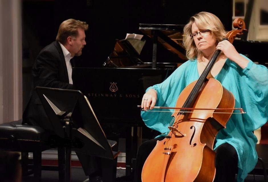 Miriam Roycroft and Lance Coburn perform cello and piano