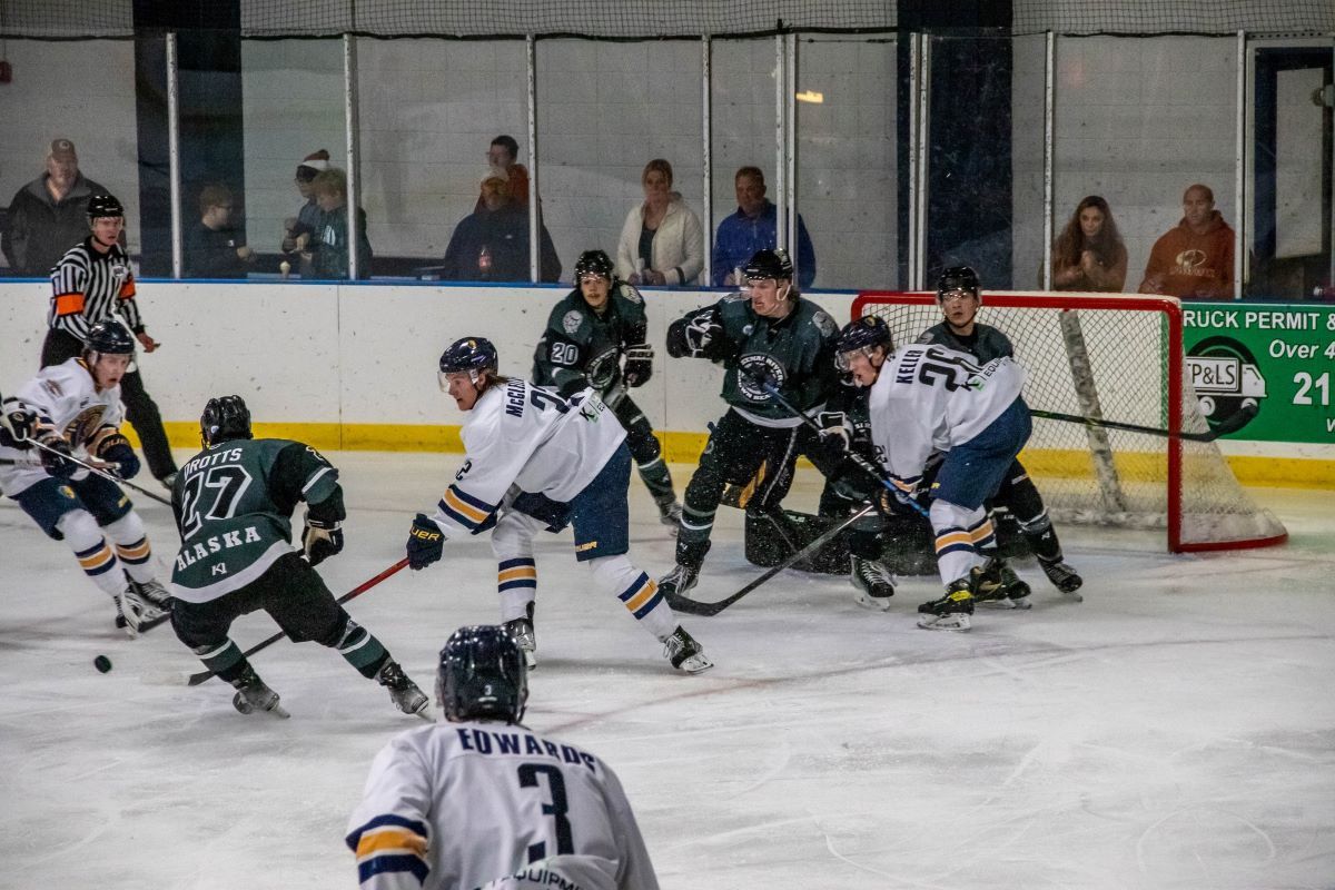 Anchorage Wolverines vs. Springfield Jr. Blues