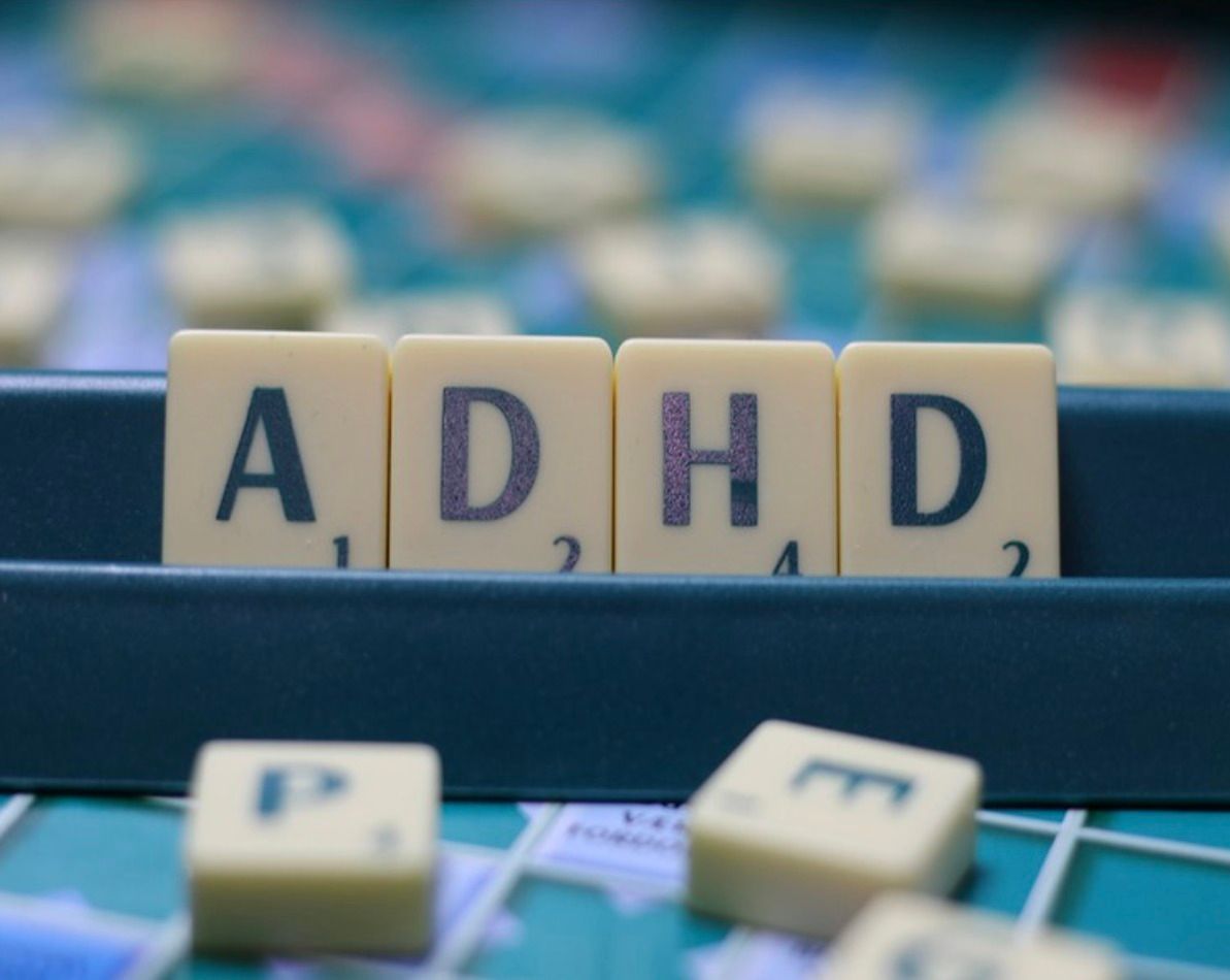 ADHD \u2013 f\u00e9lnapos szakmai \u00e9s m\u00f3dszertani m\u0171hely \u00f3vodapedag\u00f3gusoknak, tan\u00edt\u00f3knak, tan\u00e1roknak