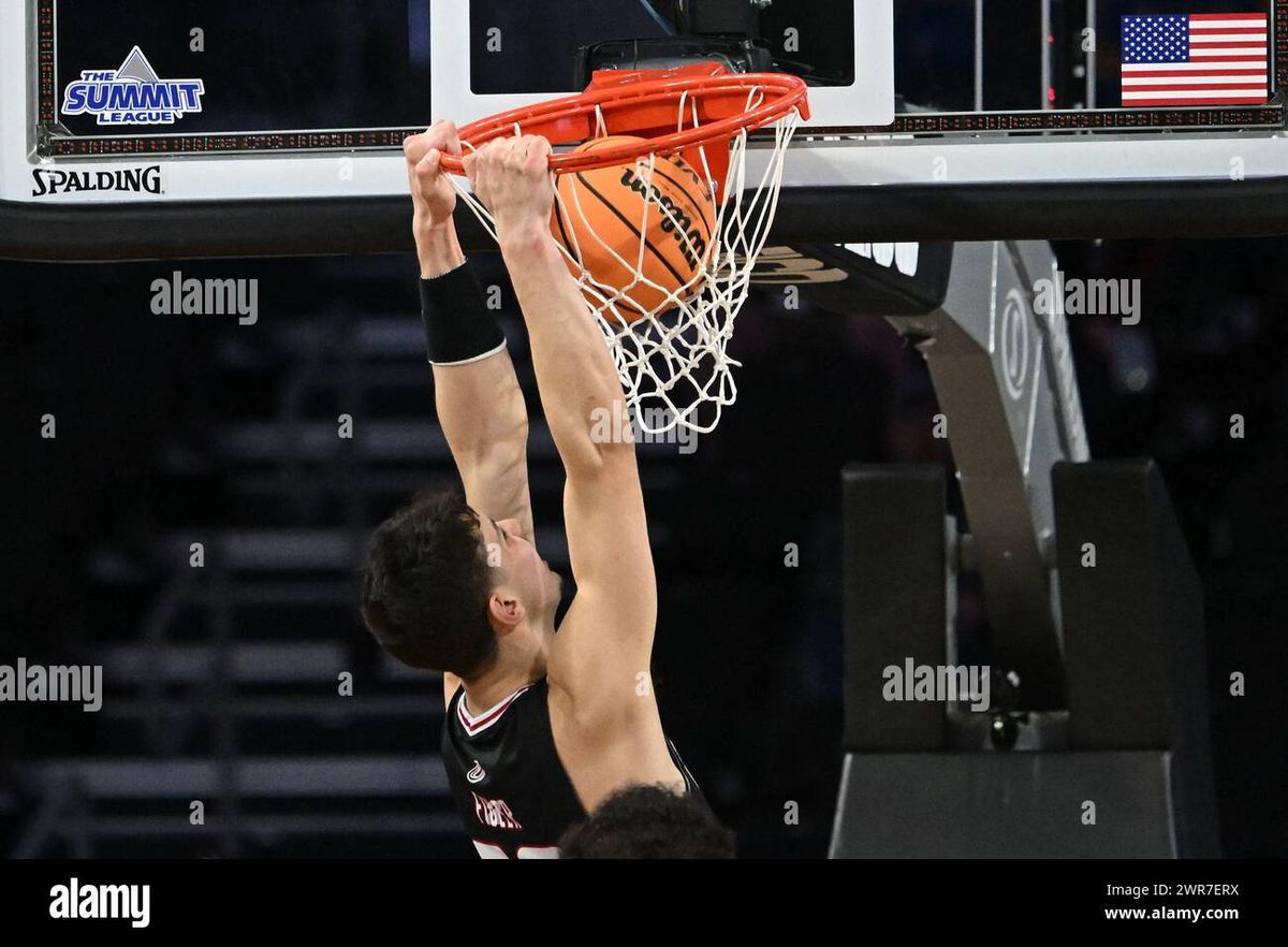 Nebraska-Omaha Mavericks Women's Basketball vs. North Dakota Fighting Hawks