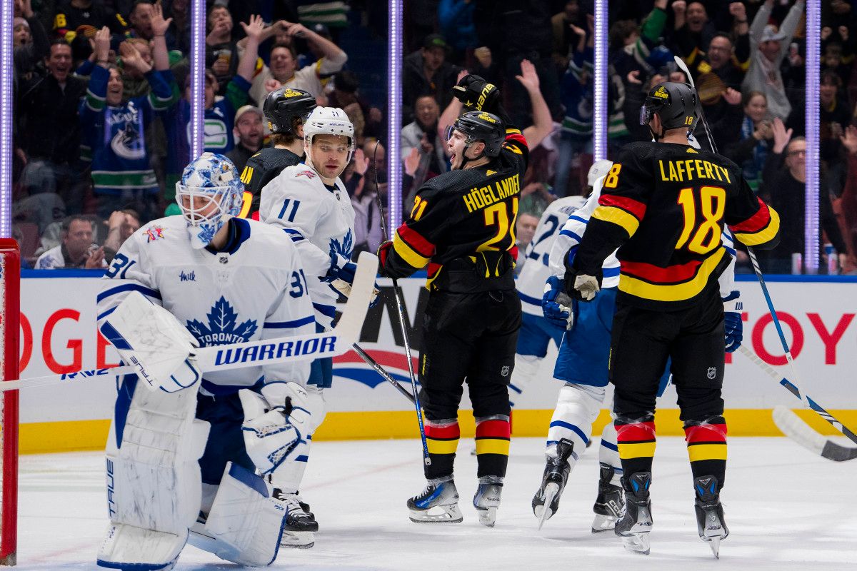 Toronto Maple Leafs at Vancouver Canucks