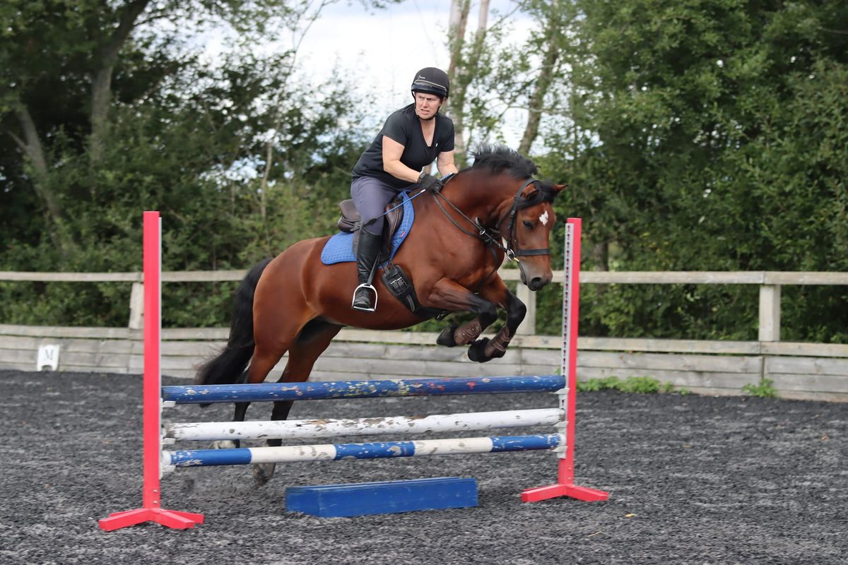 Showjumping with Sam Garry (for all abilities)