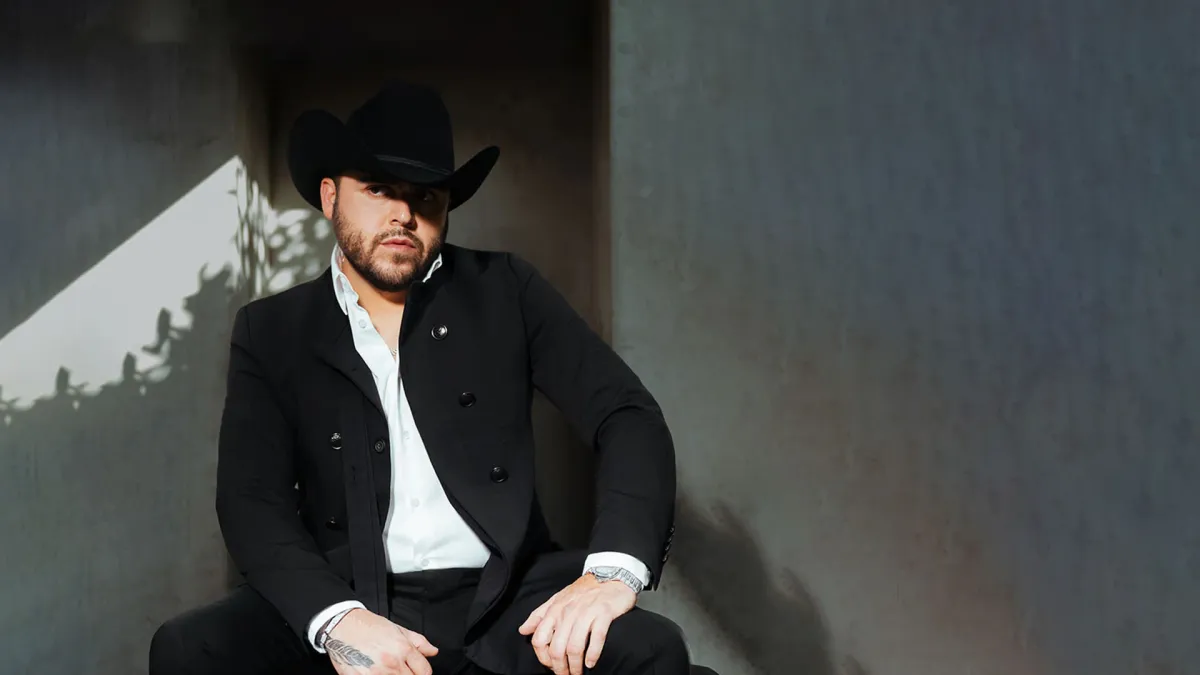 Gerardo Ortiz in Inglewood