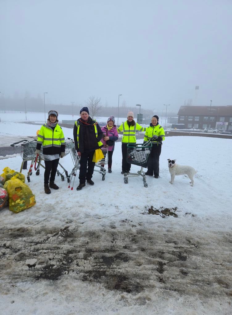 Litter pick round Clement Rise 