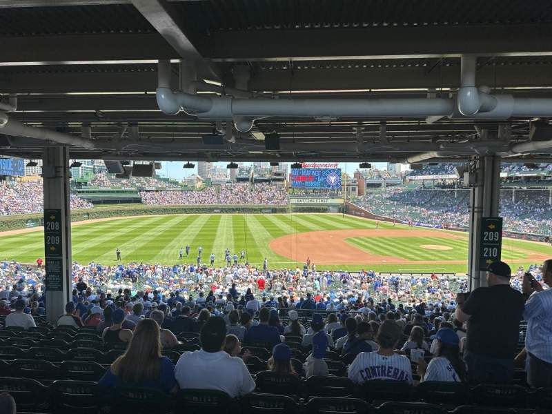 White Sox @ Cubs Bus Trip