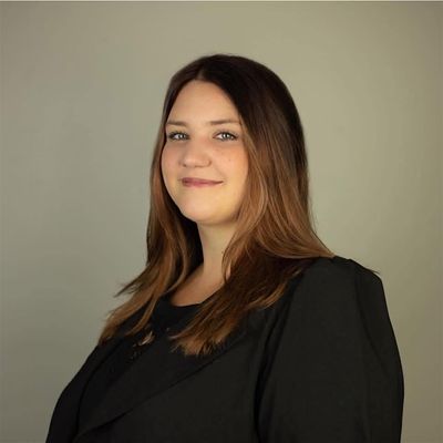 Sirena Bartholomew Realtor REMAX Heritage