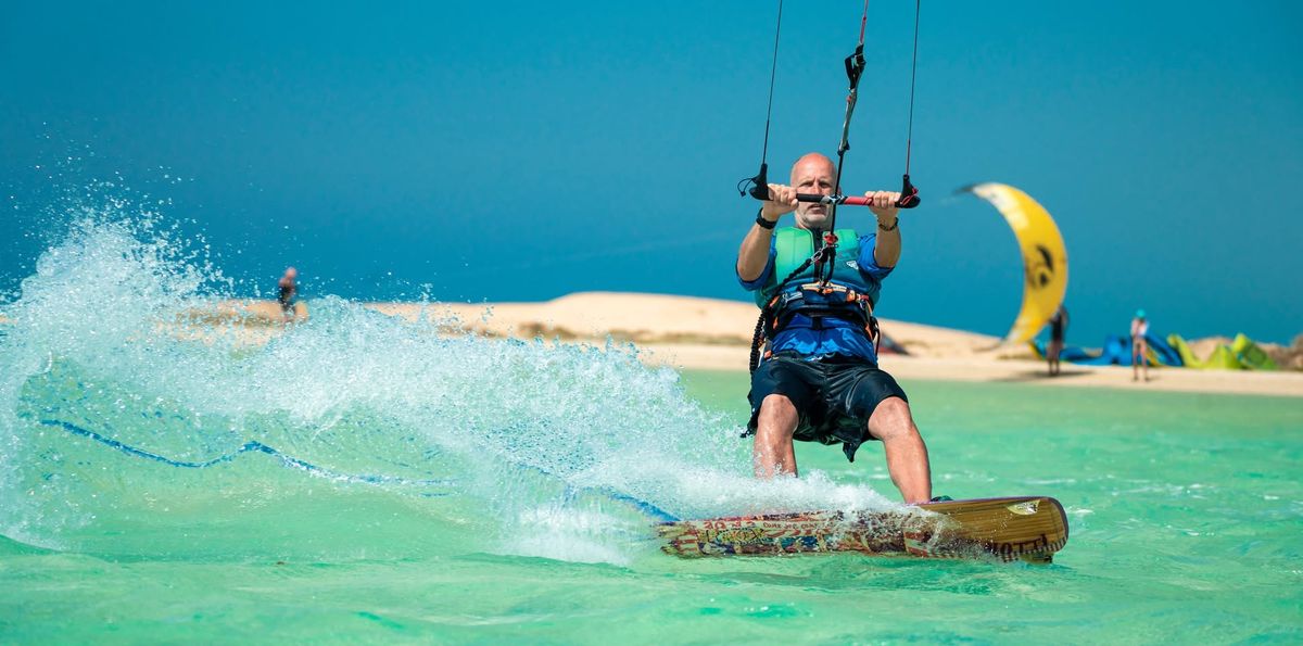 Egyiptom Kitesurf Utaz\u00e1s 2025 Tavaszi Sz\u00fcnet