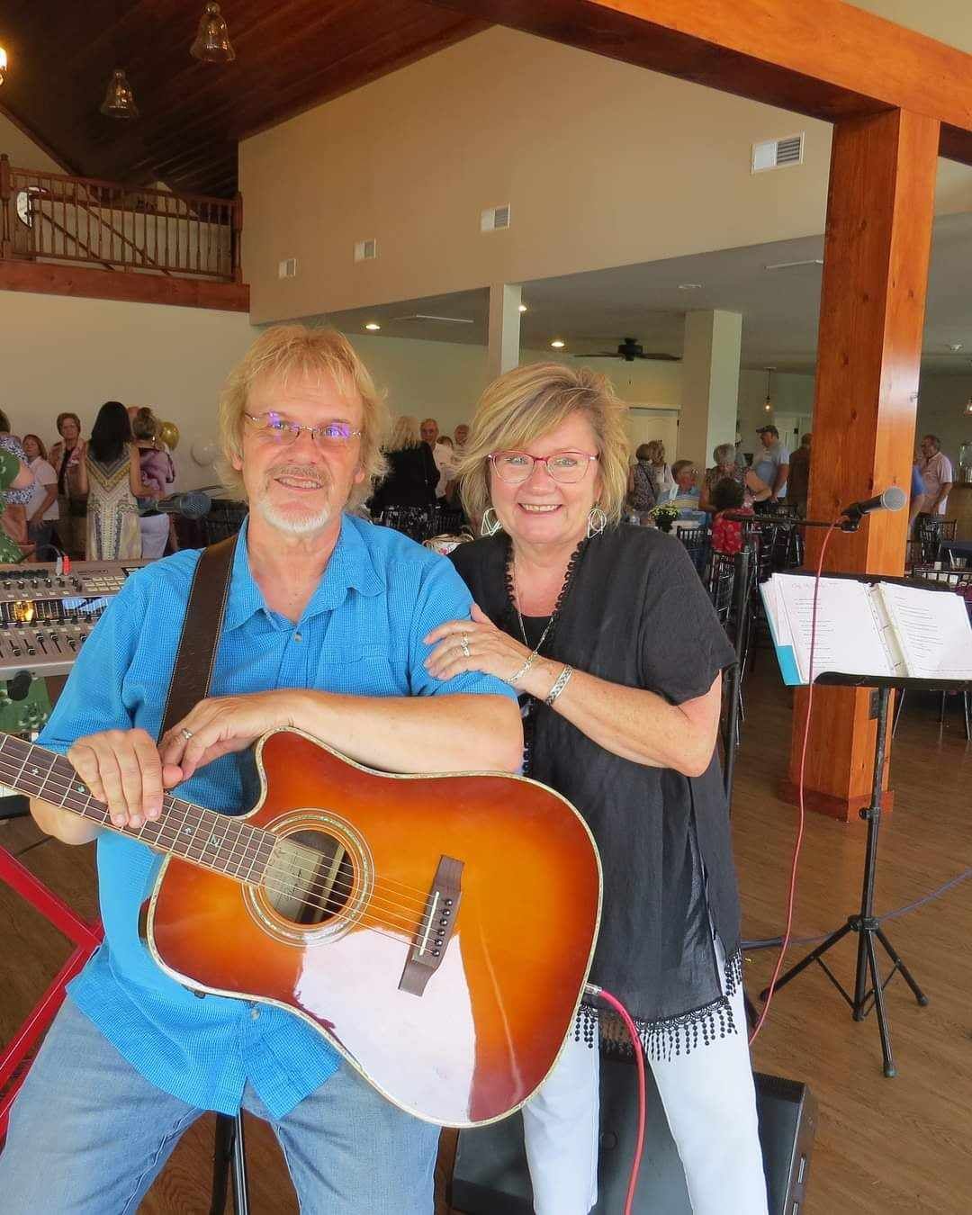 John and Lou at Whispering Oaks Vineyard 