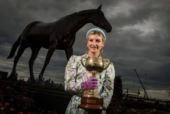 THE MELBOURNE CUP COMES TO TRENTHAM - EXCLUSIVE LUNCHEON WITH JAMIE KAH & THE CUP