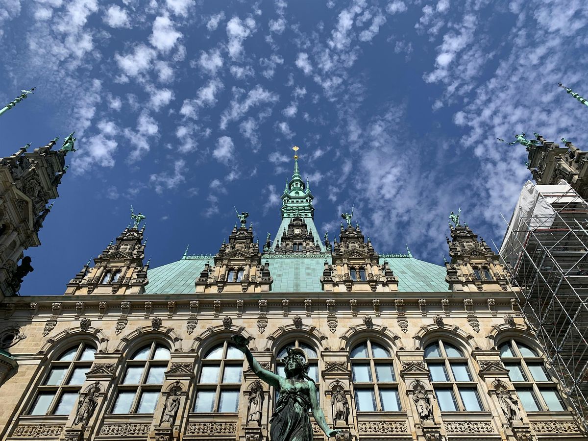 F\u00fchrung "Vom Rathaus in die Speicherstadt"