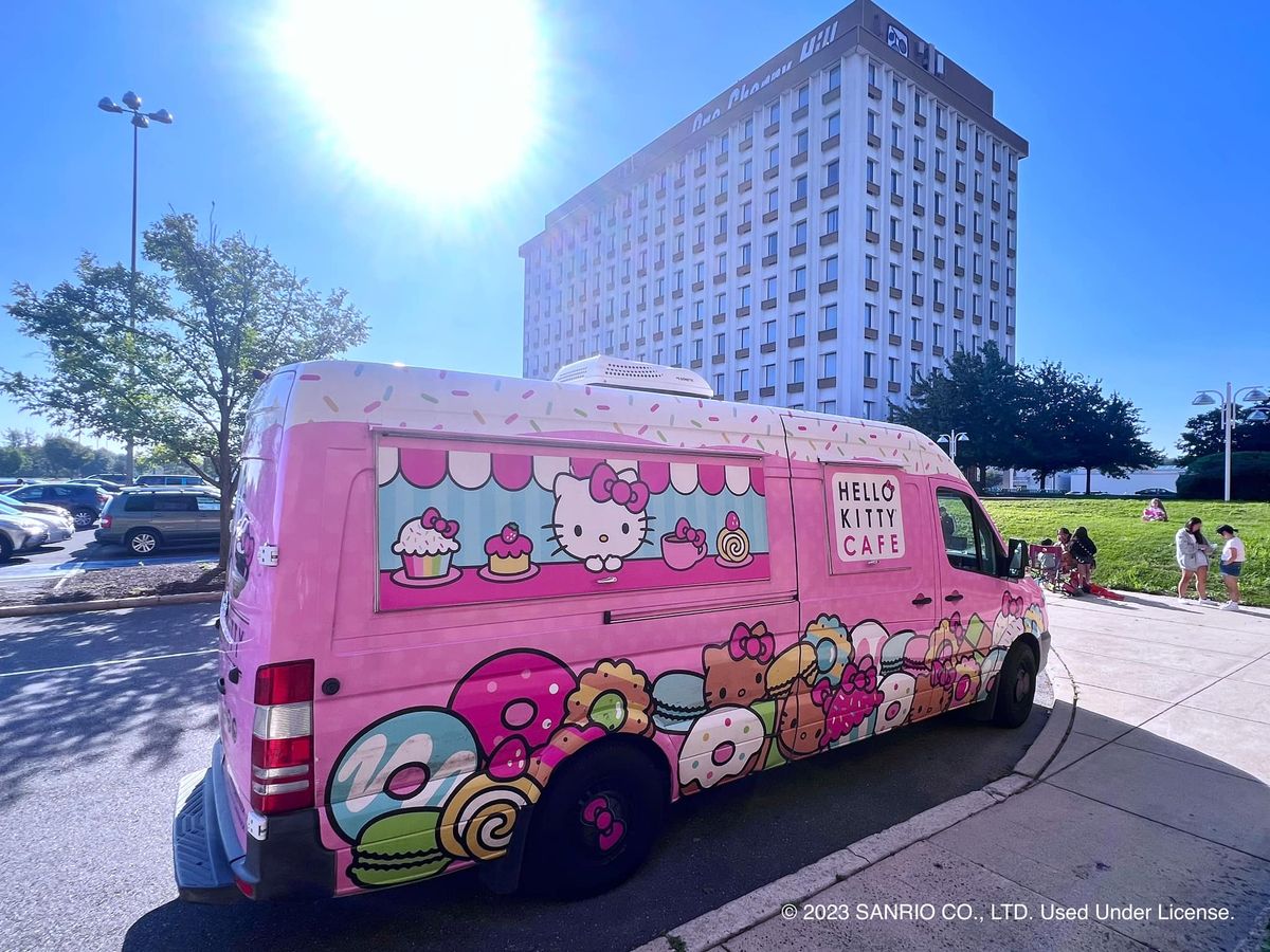 Hello Kitty Cafe Truck East - Cherry Hill Appearance