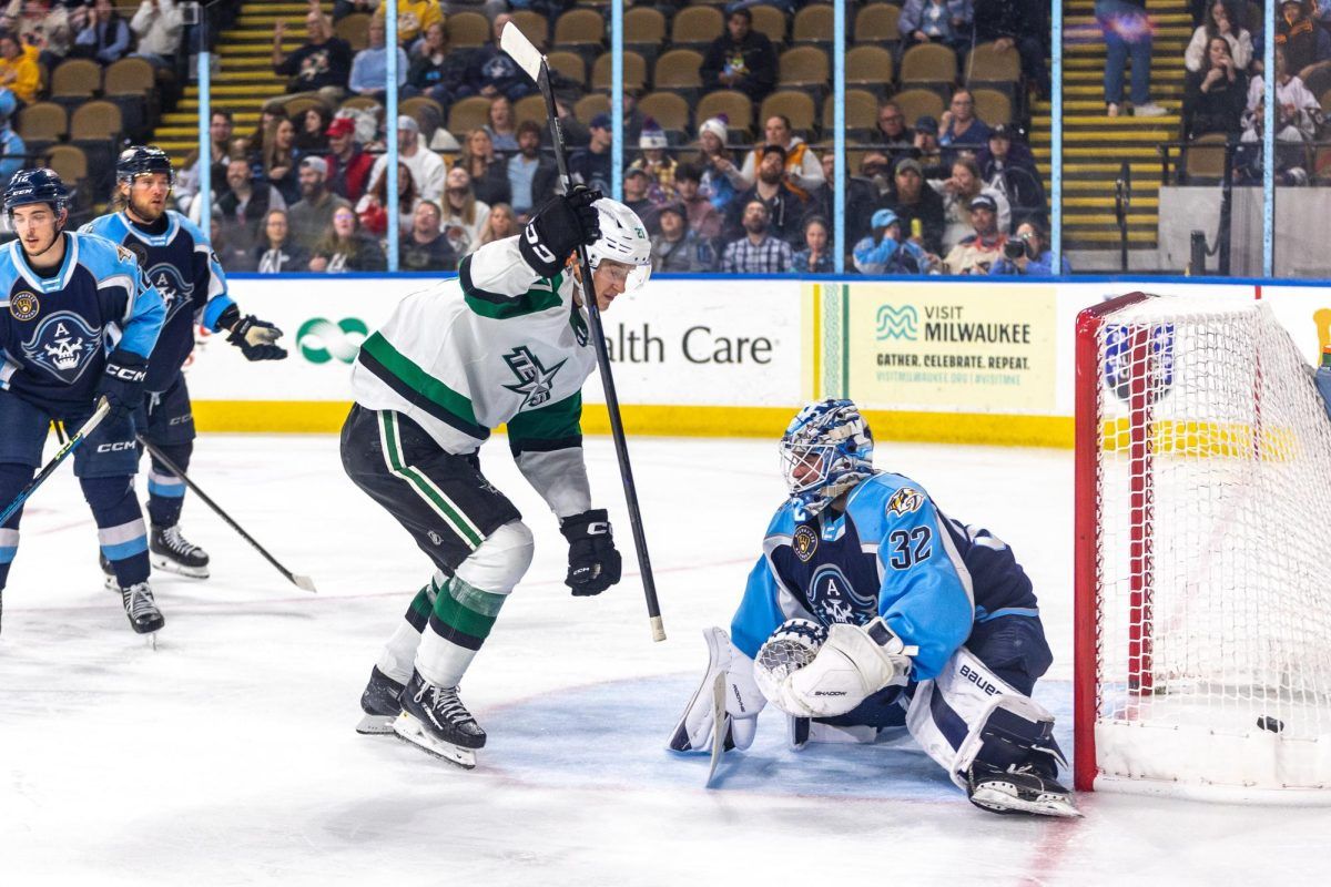 Parking Texas Stars at Milwaukee Admirals