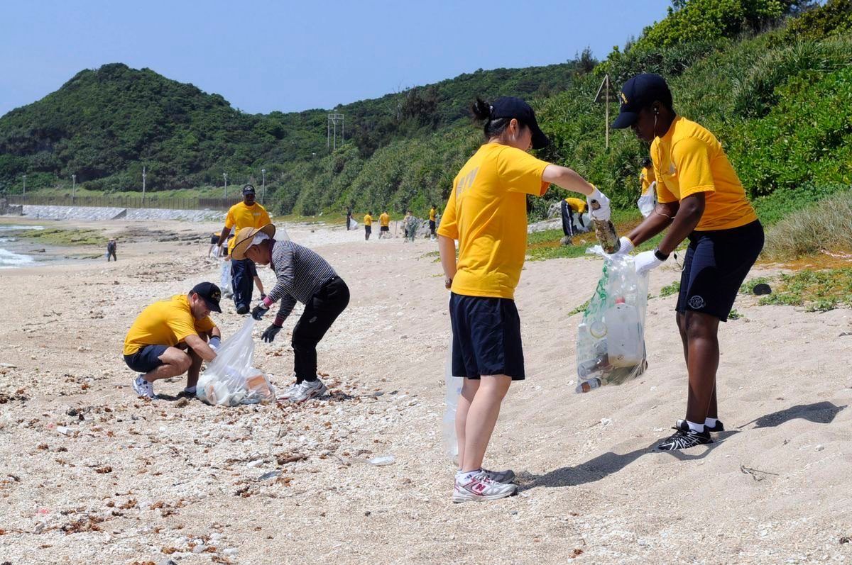 BEACH CLEAN UP!!!