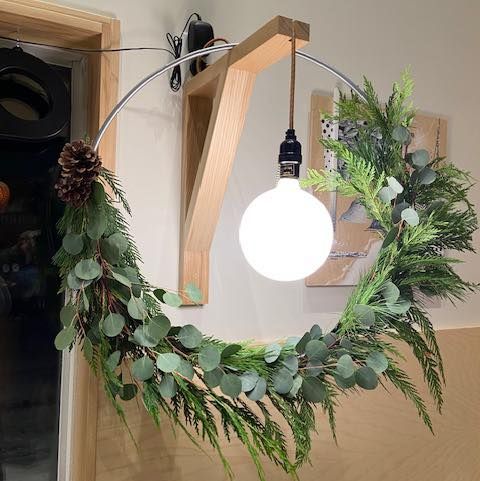 Hoop Wreath - 6 seats available !