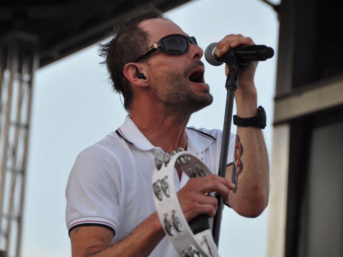 Gin Blossoms with Blues Traveler and Spin Doctors