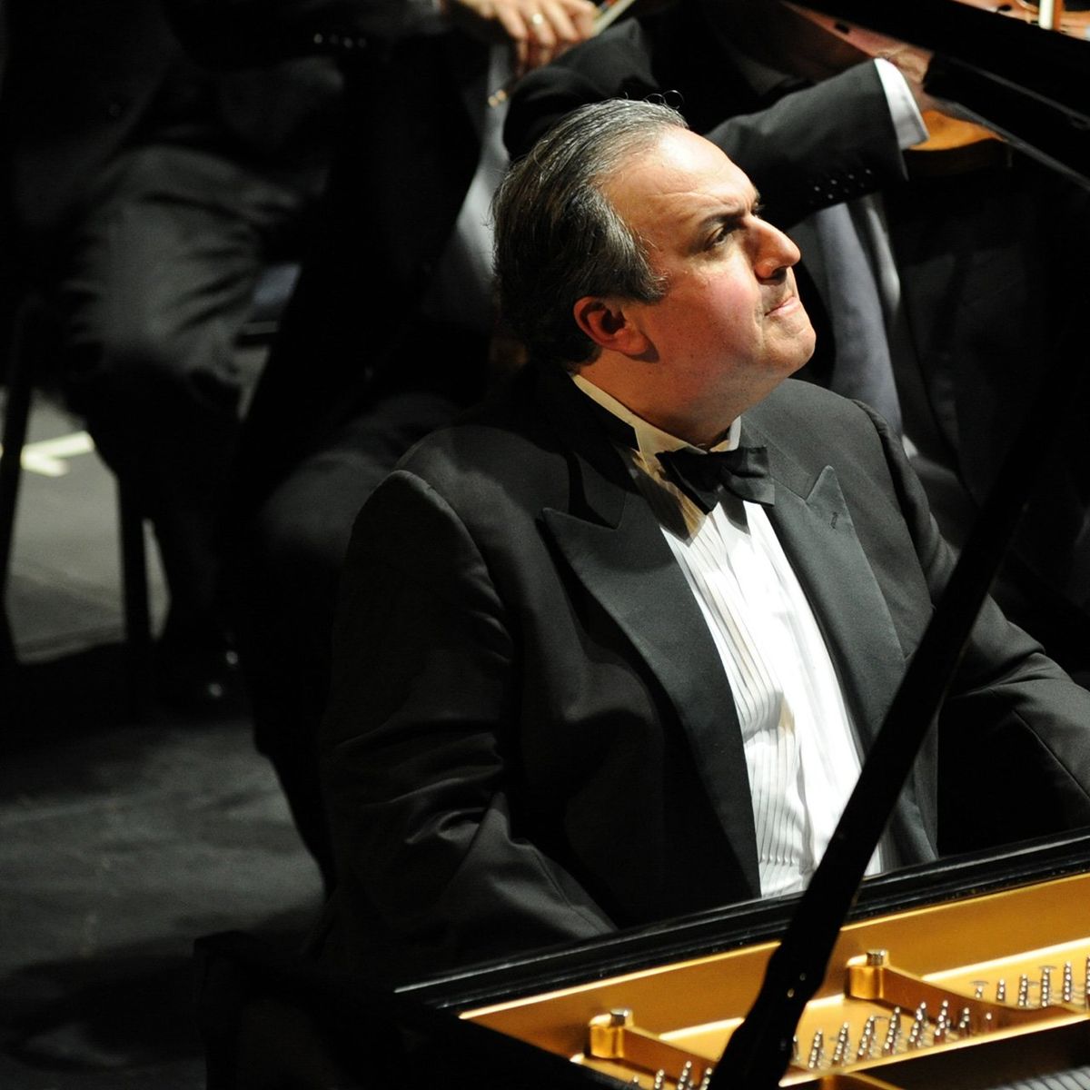 Bronfman Plays Beethoven