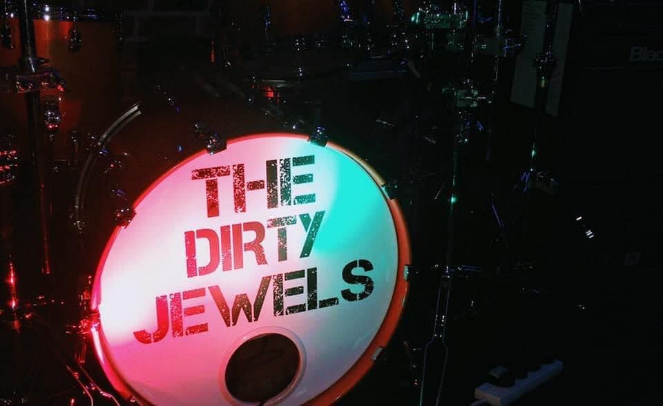 The Dirty Jewels live @Whistlebinkies