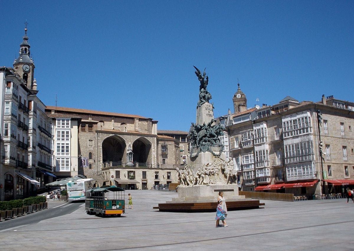 Excursi\u00f3n: Un d\u00eda en Vitoria