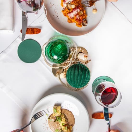 Comida de A\u00f1o Nuevo en el centro de Madrid