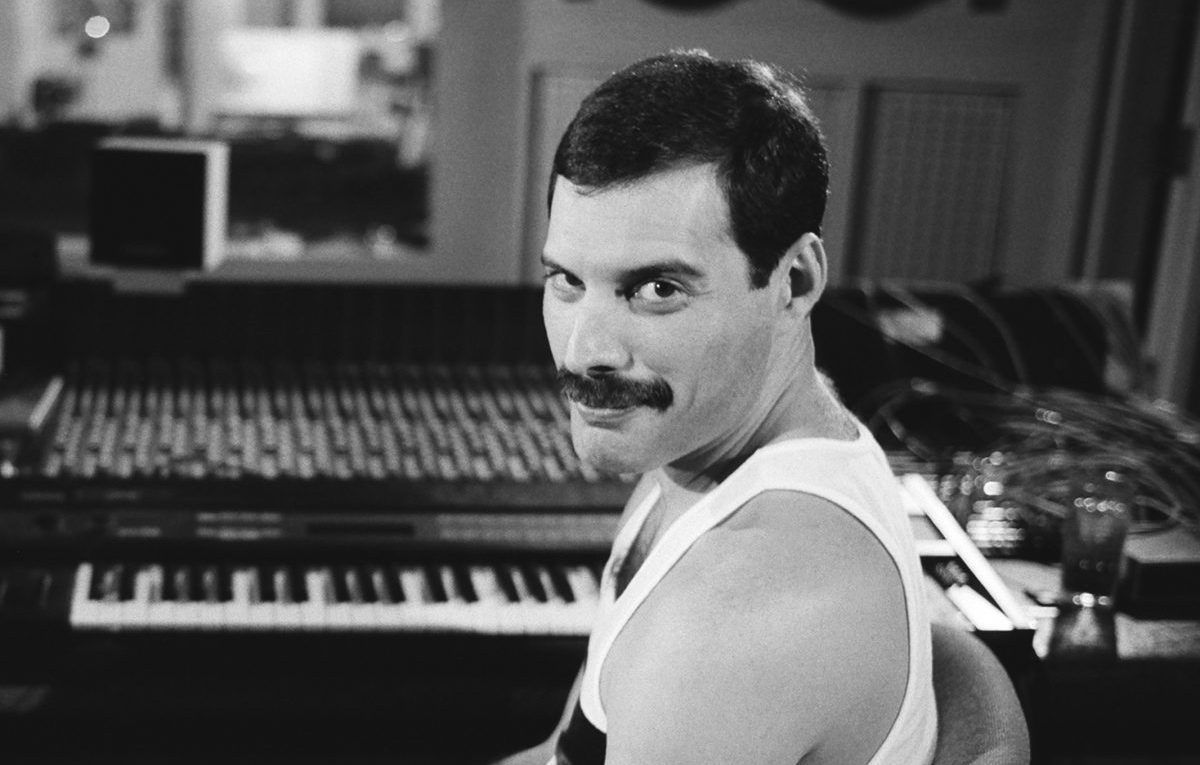 L'Aventino suona Freddie Mercury | Casa del Jazz - Giardini d'Inverno