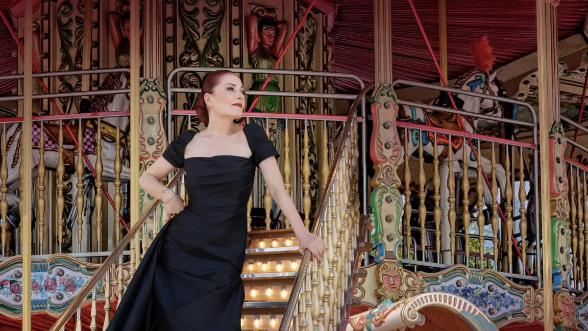 Candan Er\u00e7etin in \u0130stanbul