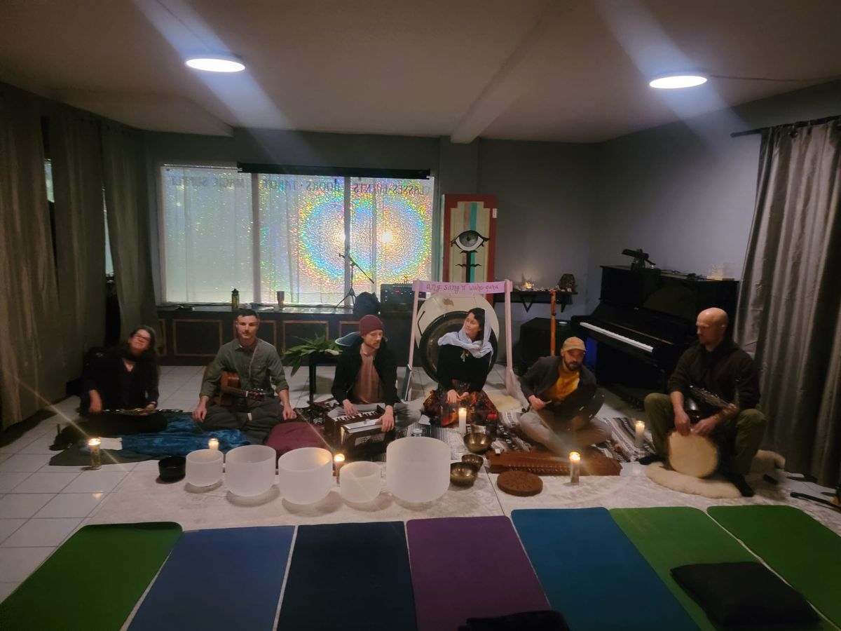 Community Kirtan at The Well 