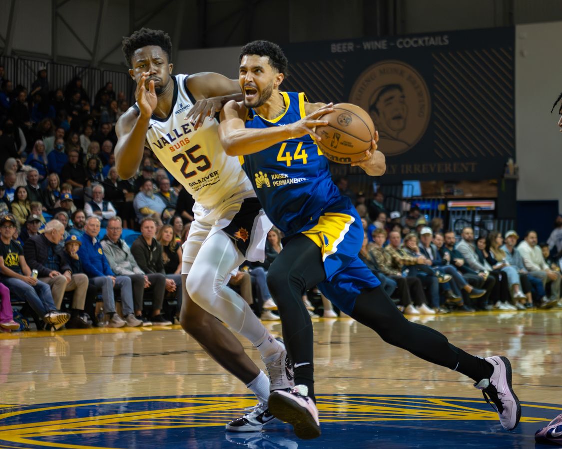 Santa Cruz Warriors vs. Valley Suns