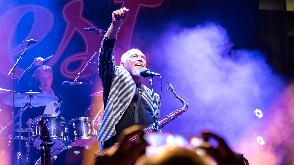 Joe Camilleri & The Black Sorrows at The Gov with special guests Pinkerton Pendlebury 