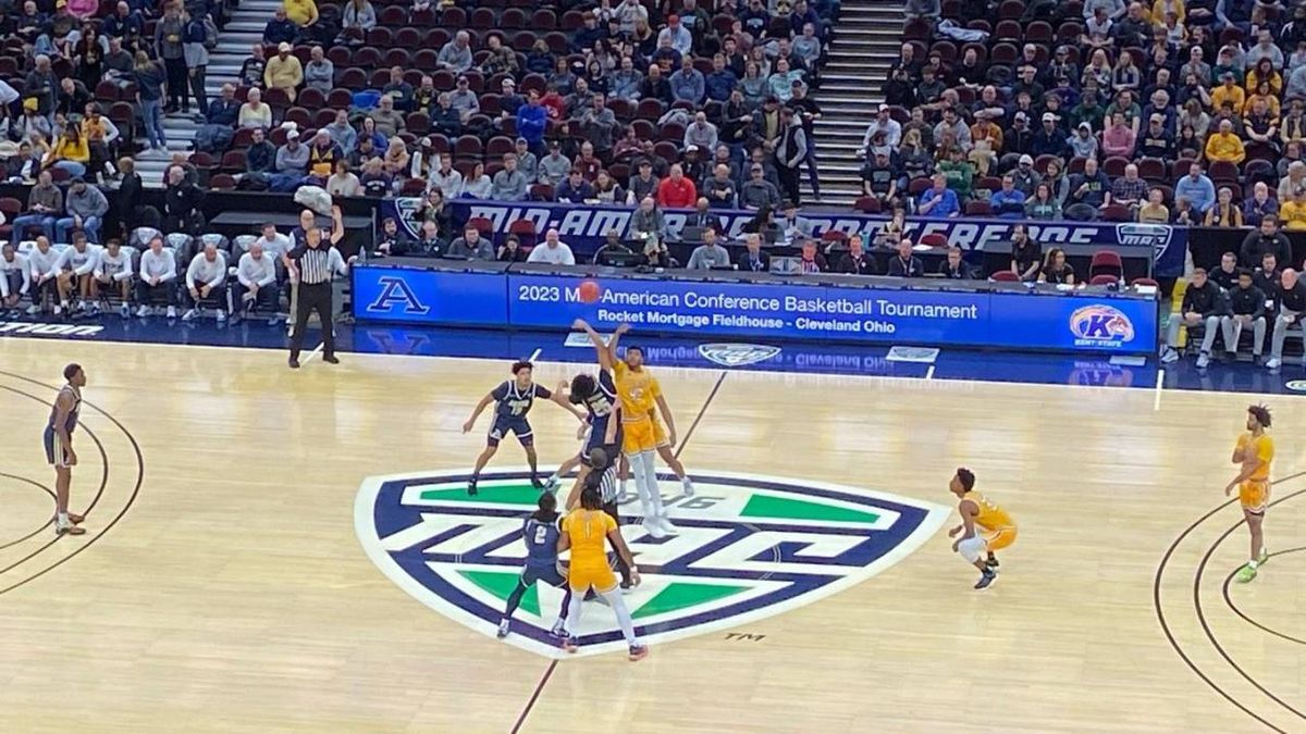 Parking Kent State Golden Flashes at Akron Zips Mens Basketball
