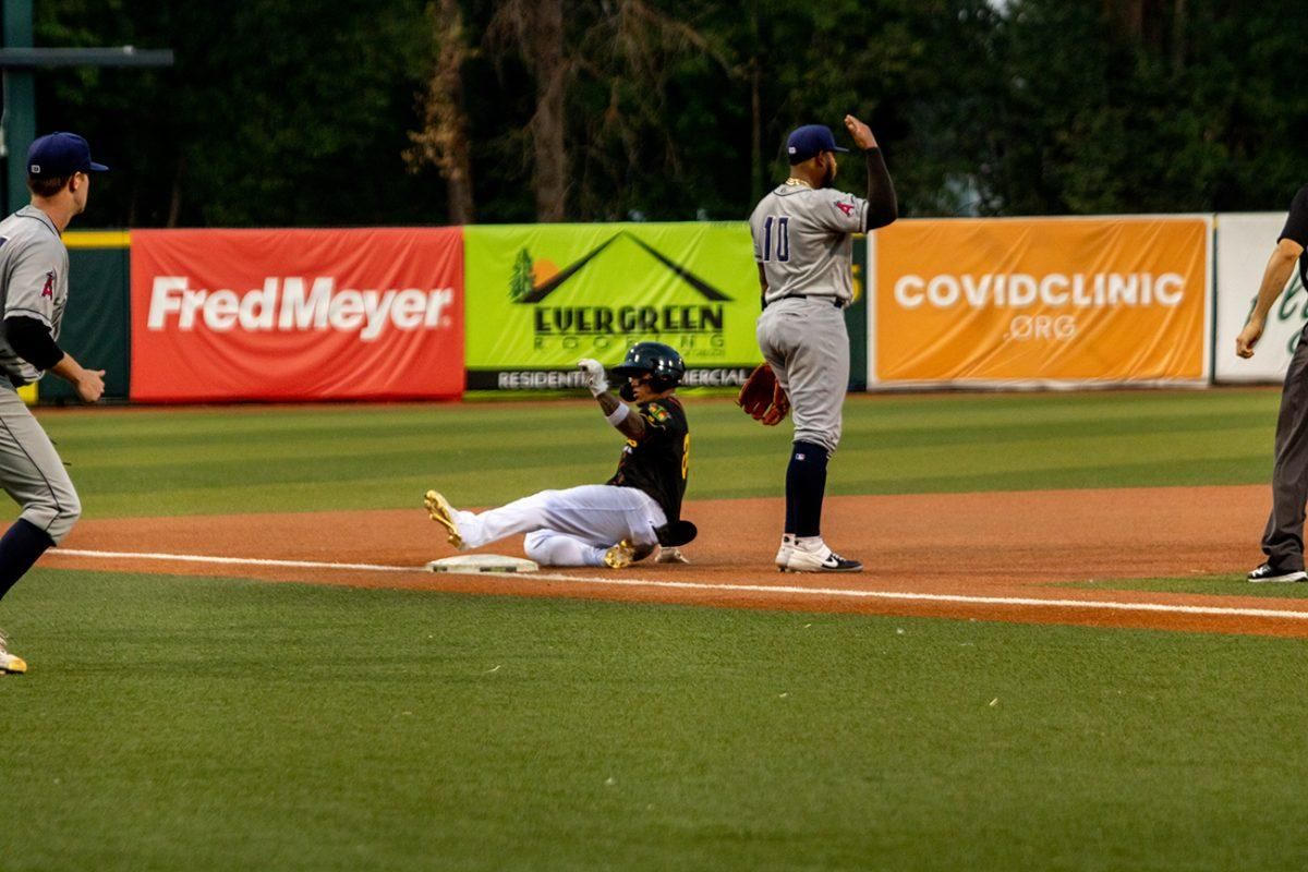 Eugene Emeralds vs. Tri-City Dust Devils - Game 1