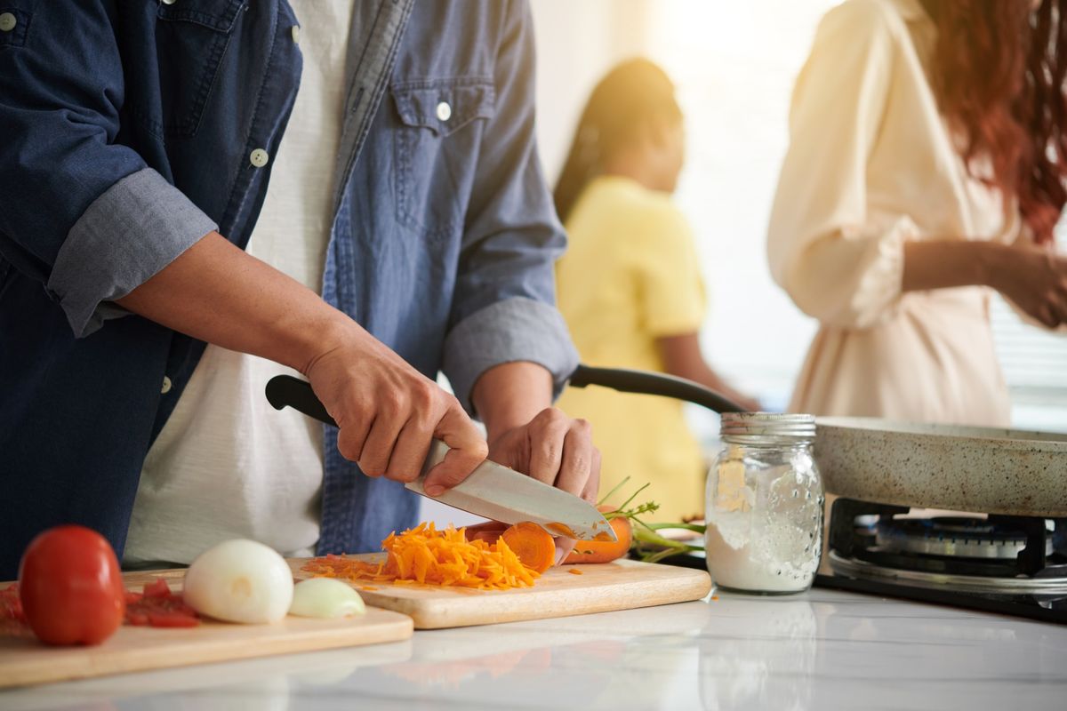 Teens In The Kitchen: Tasty Snacks with Susan Tongun