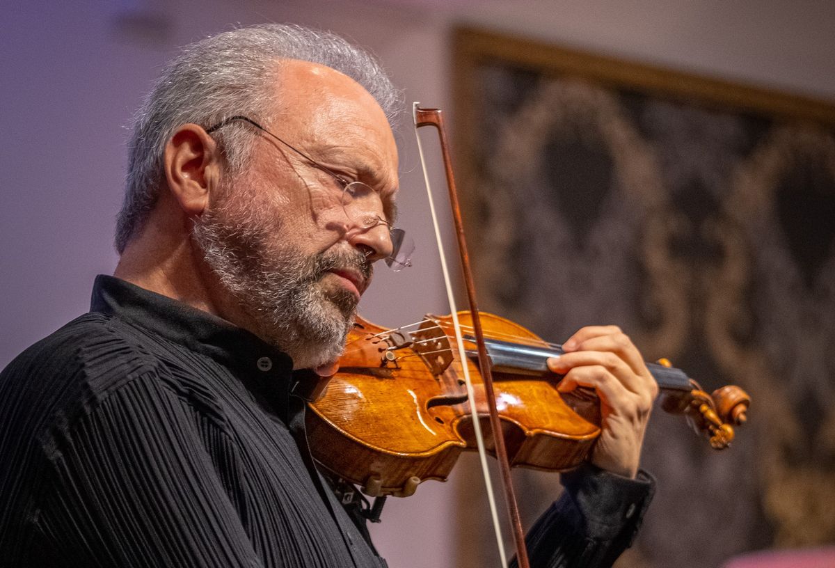 Abschlusskonzert der Teilnehmer des Violin-Meisterkurses von Dmitry Sitkovetsky & ECO