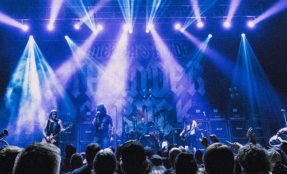 Thunderstruck at The Casino at Dania Beach Stage 954