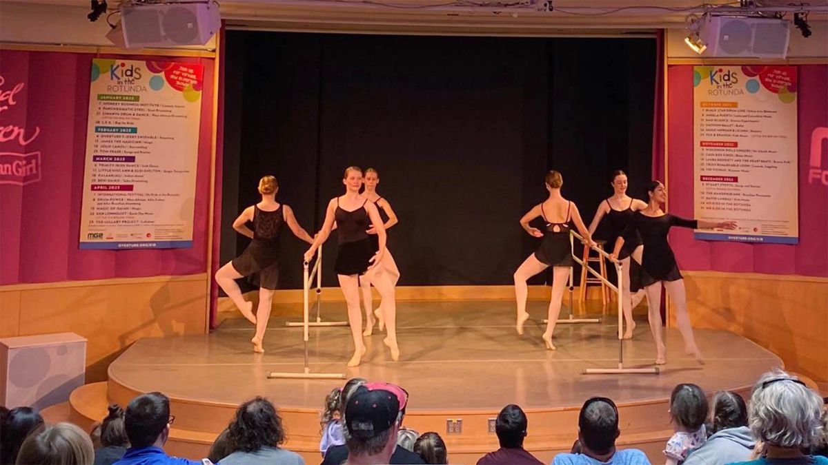 Madison Ballet - Kids in the Rotunda