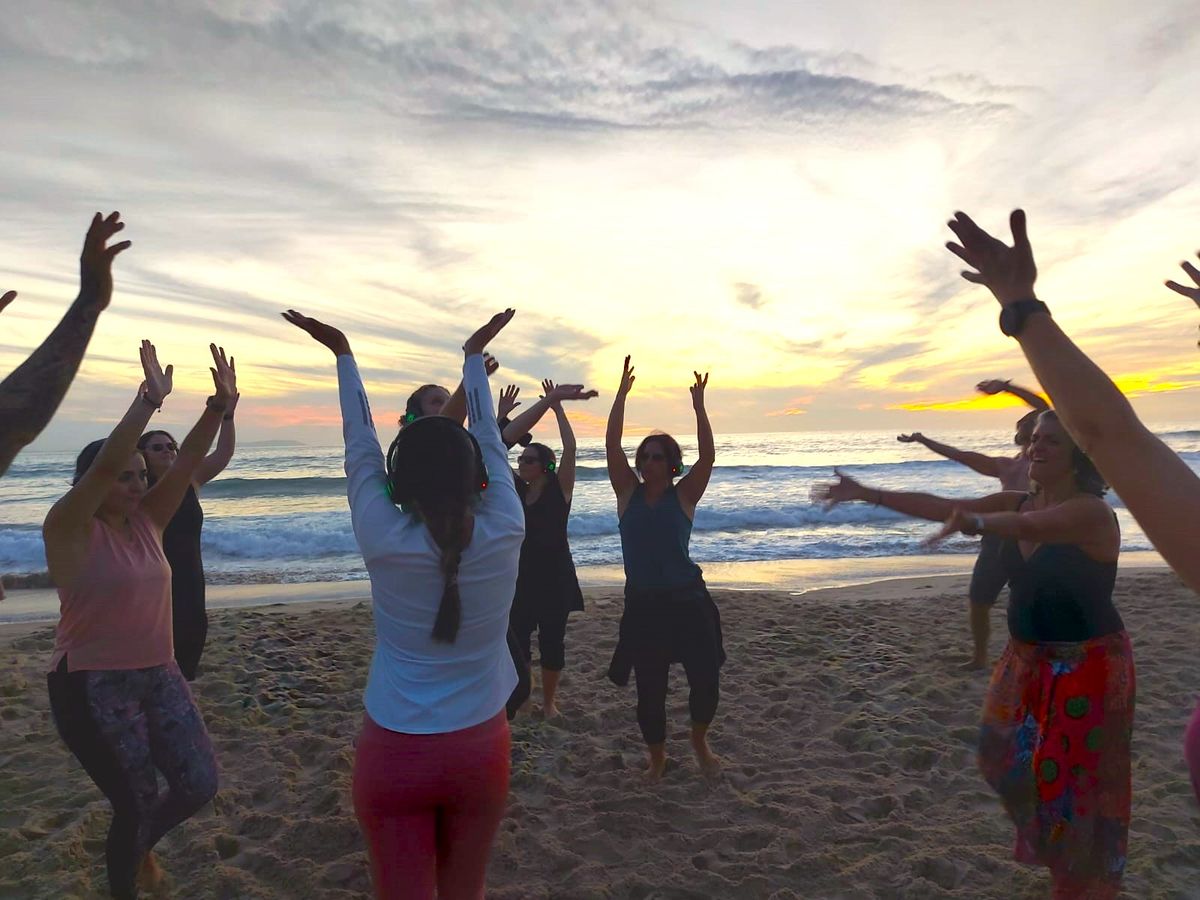 Pop-up Beach groove - Tarifa, Spain