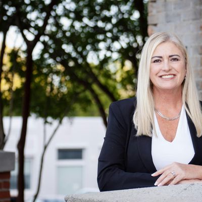 Kay, Your Go-To Girl for Georgia Real Estate!