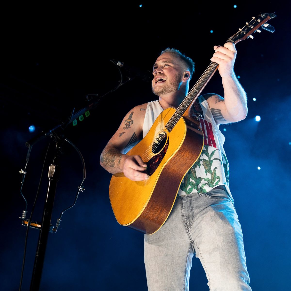 Zach Bryan at Moda Center at the Rose Quarter