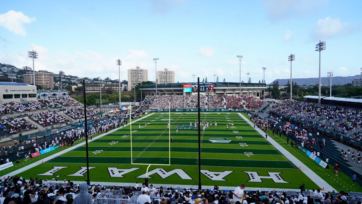 New Mexico State Aggies at Hawaii Rainbow Warriors Football